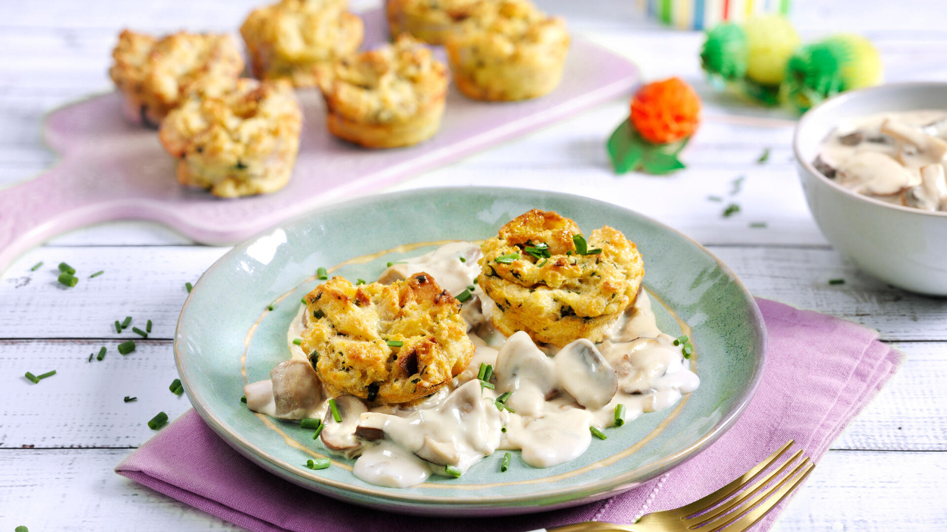 Rezeptbild: Gelingsichere Semmelknoedel aus dem Muffinblech mit Ciabatta